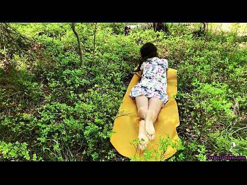❤️ ටින්ඩර් මත සිටින ආගන්තුකයෙක් මගේ පුකට ස්වයං වින්දනයේ යෙදෙන අතර වනාන්තරයේ දැඩි ආශාවකින් කෙලෙසයි ❤❌ Porno fb අප වෙත  ❤